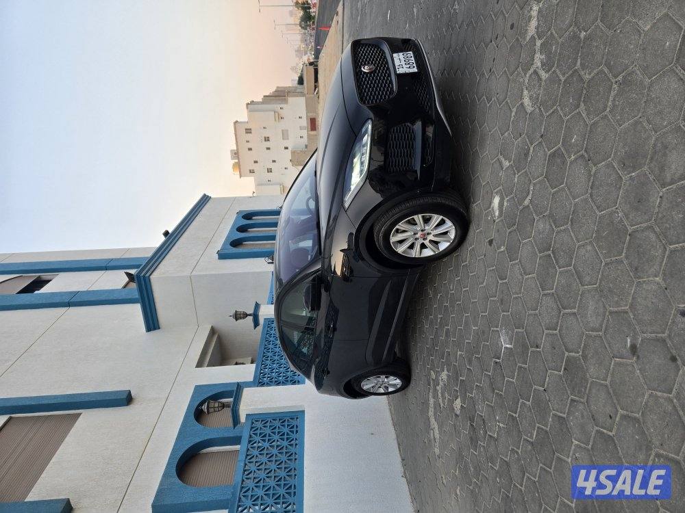 للبيع جيب جاكوار   E-PACE S موديل 20192