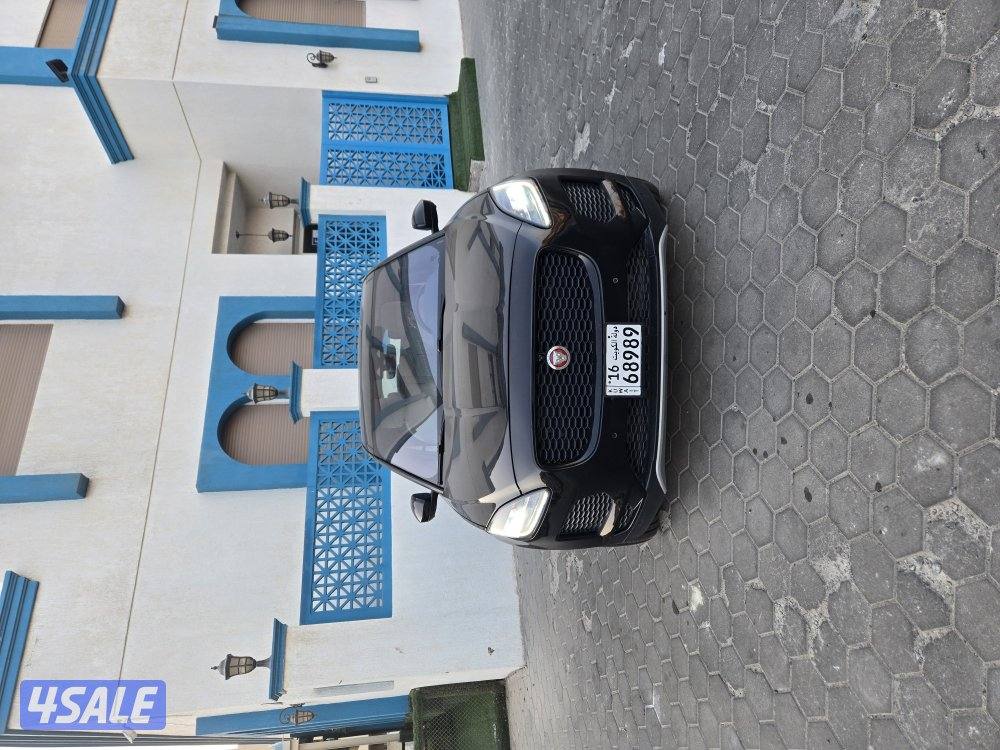 للبيع جيب جاكوار   E-PACE S موديل 20191