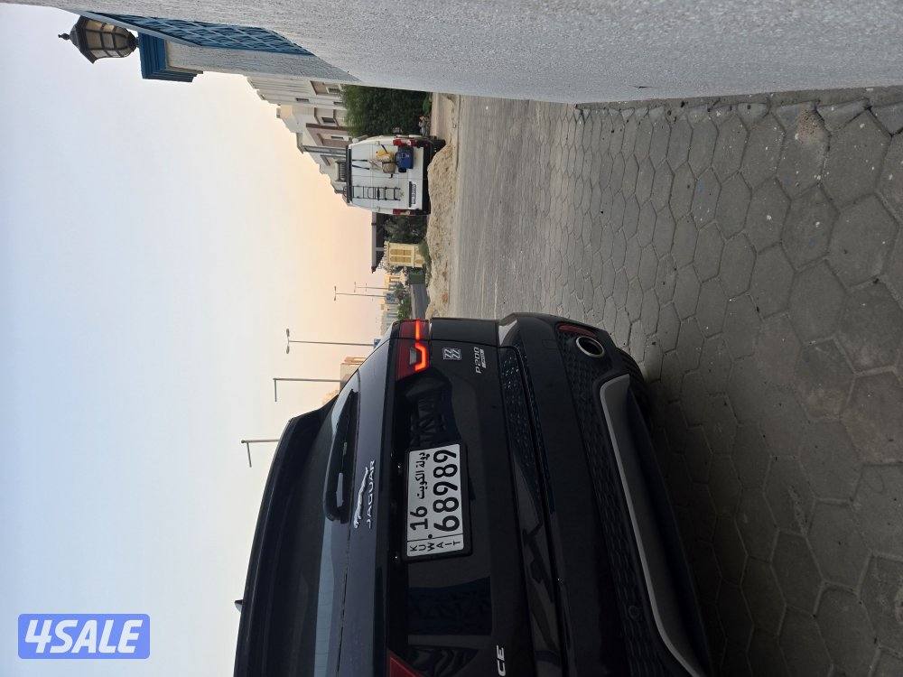 للبيع جيب جاكوار   E-PACE S موديل 20194