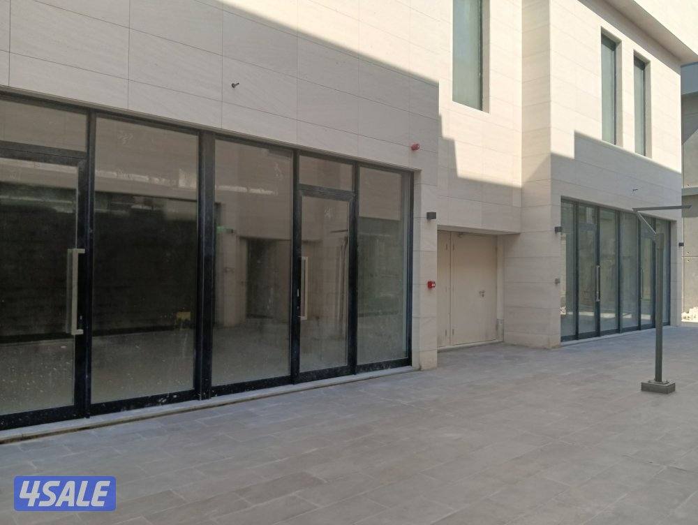 للايجار قسيمة بالكامل في اسواق القرين غذائي1