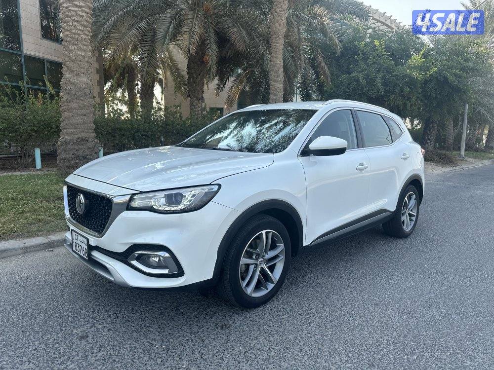 للبيع جيب ام جي HS موديل 2020 العداد 56 الف وكالة عادل الغانم6