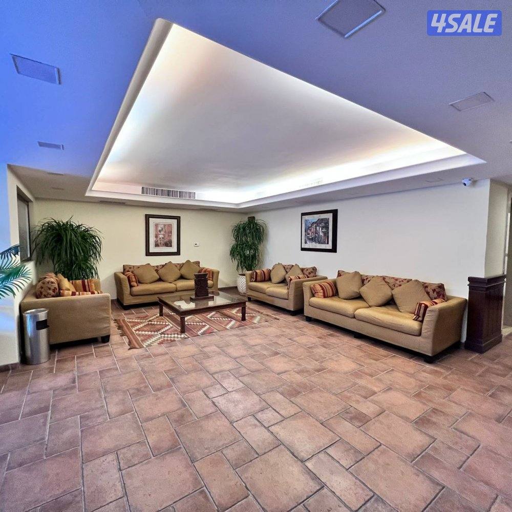 شقة إطلالة بحرية مباشرة للإيجار في السالمية12