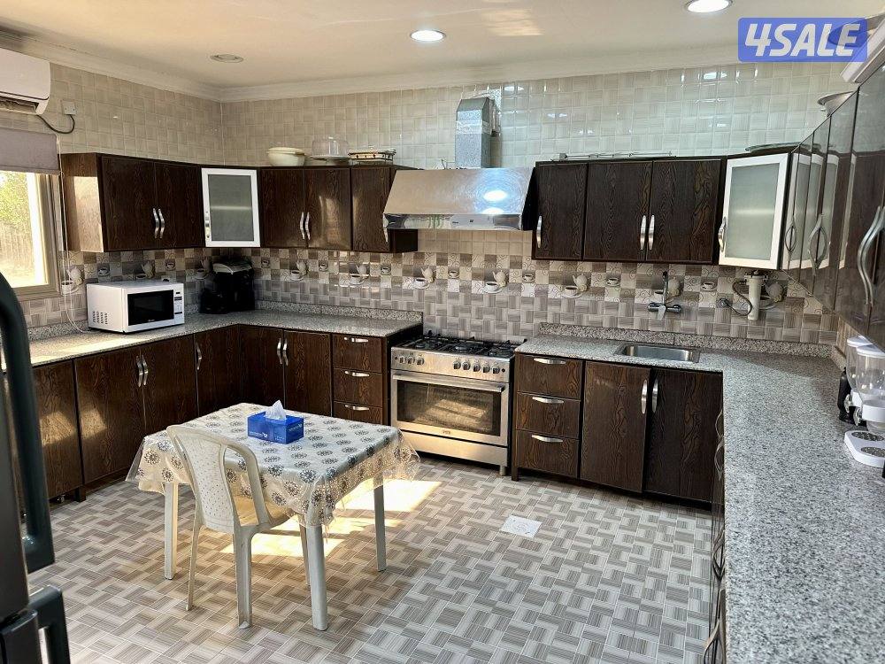 للإيجار اليومي مزارع في الوفرة للعائلات5