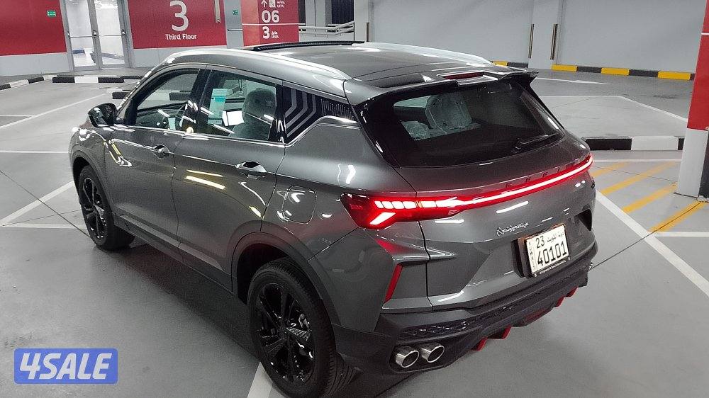 للبيع جيلي كولاراي موديل 2025فل اوبشن0