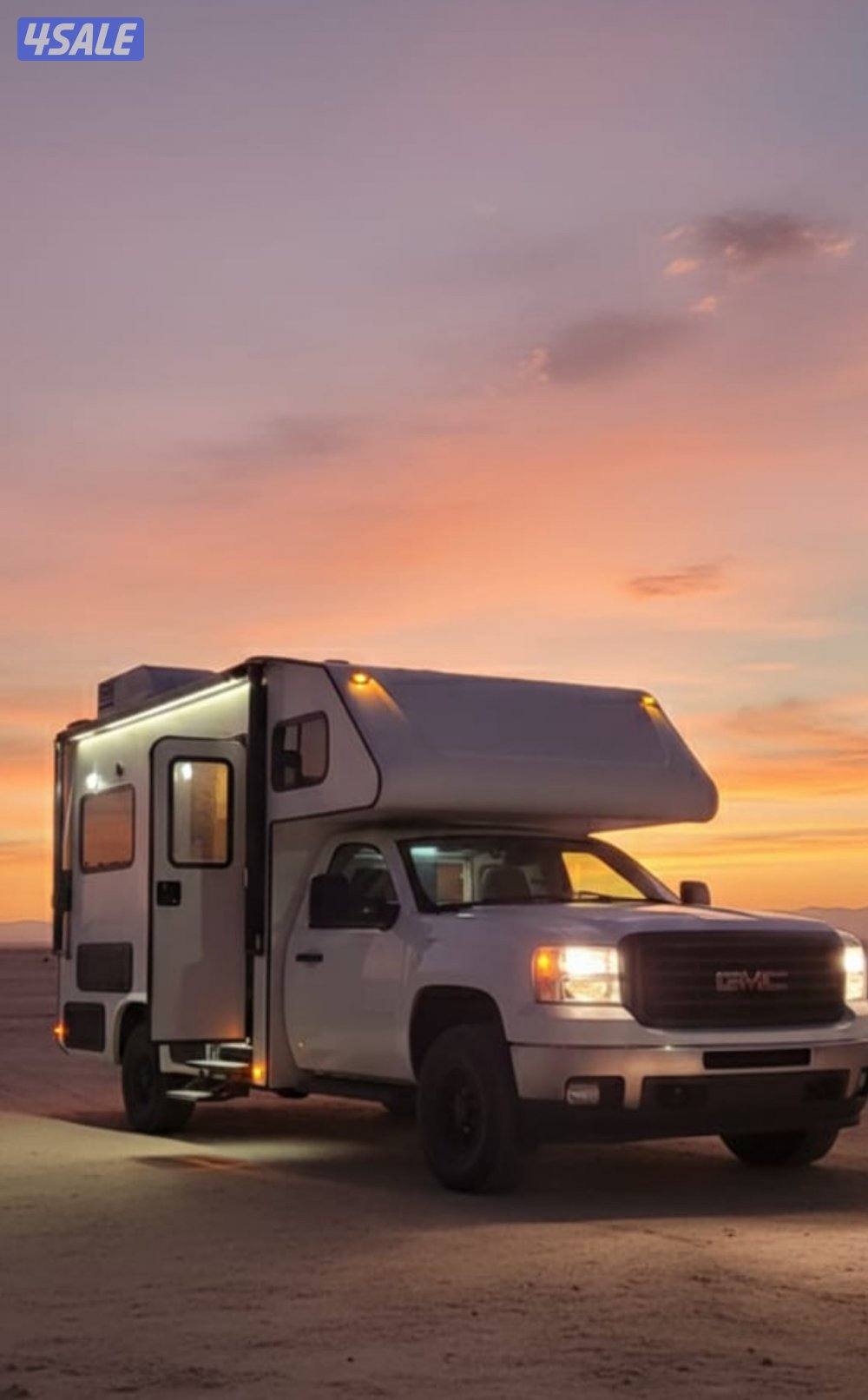 كرفان GMC HD 2500 موديل ٢٠١١ كامبر فايبرجلاس من مصنع لايف كرفان0