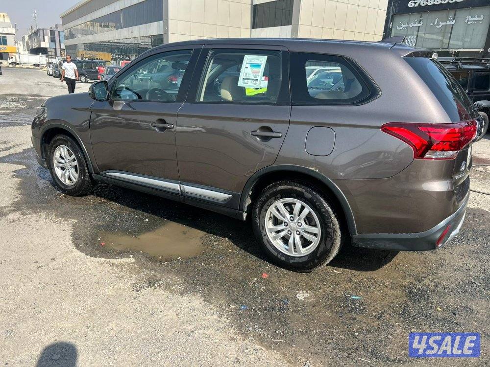 ميتسوبيشى اوتلاندر2