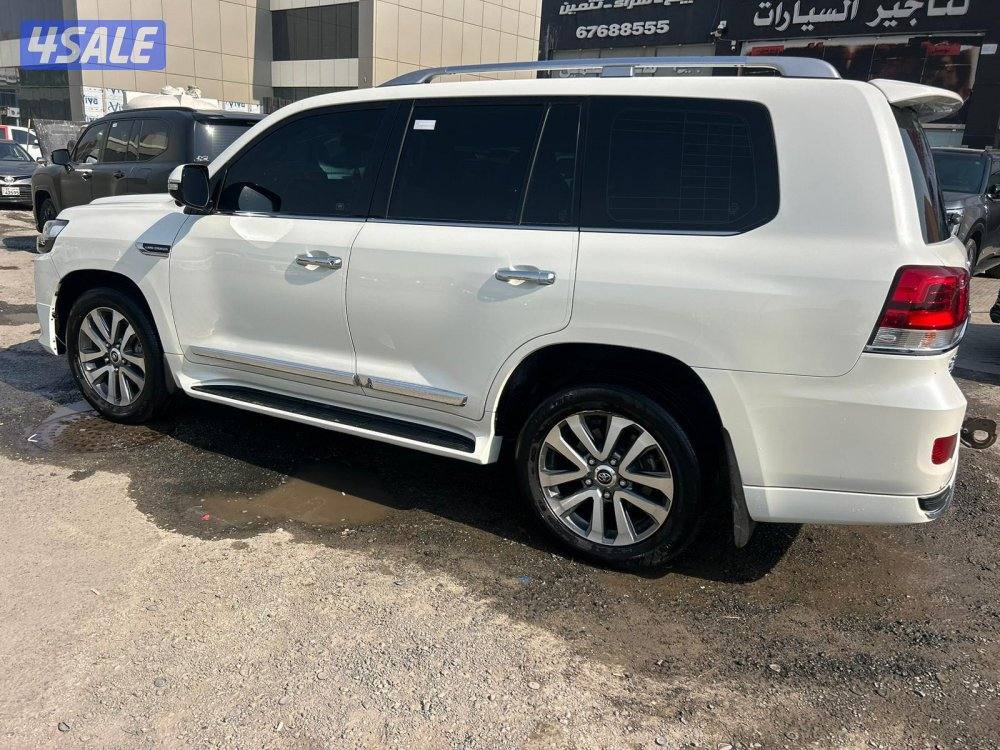 لاند كروزرGX.R تورينق سقنتشر .V82