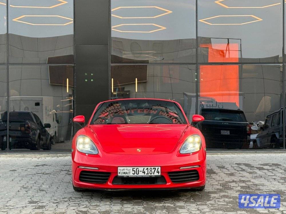 PORSCHE 718 BOXSTER _2018 عداد 28 الف فقط2
