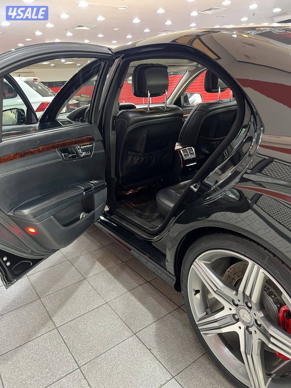 S63 AMG  V8 BITURBO7