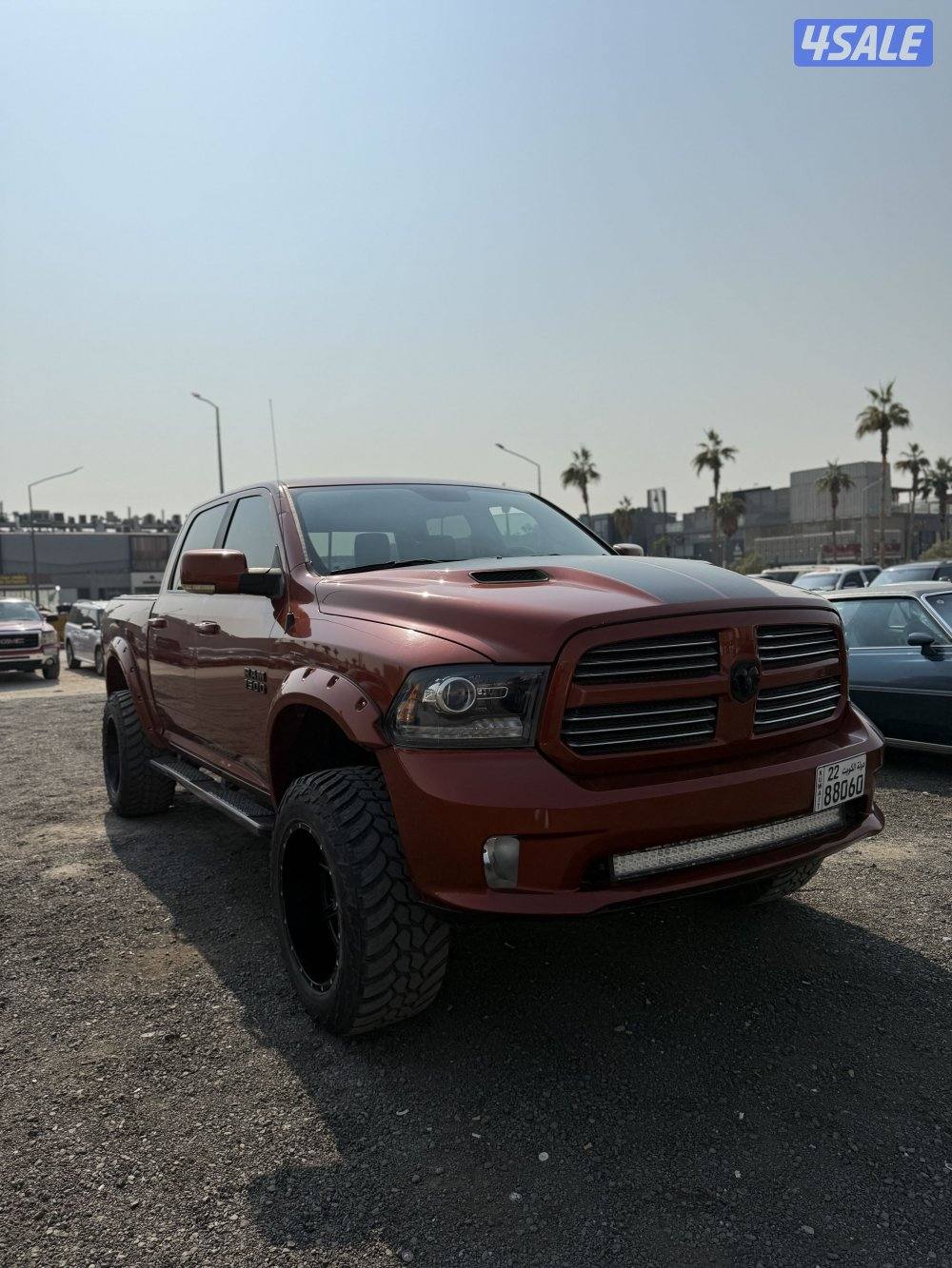 للبيع وانيت دوج رام سبورت 2018 بحالة الوكالة0