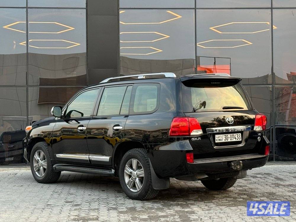 LAND CRUISER GXR V8 _2015 صبغ الوكالة3