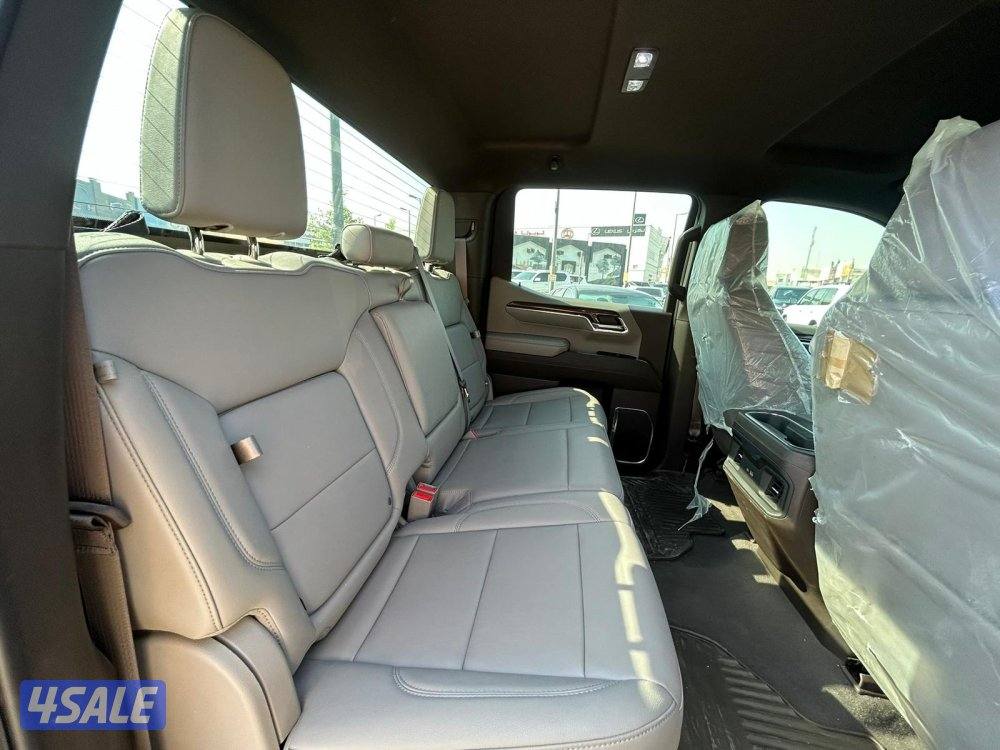 شيفرولية سلفرادو Z714