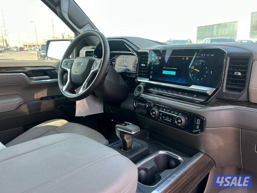 شيفرولية سلفرادو Z716