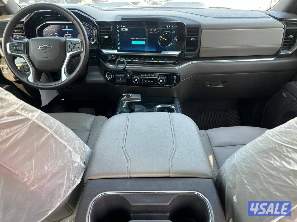 شيفرولية سلفرادو Z717