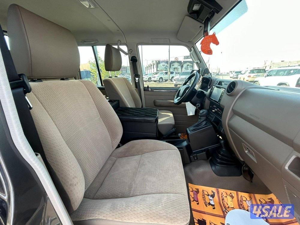 لاند كروزر شاص LX .V6 موديل 20247