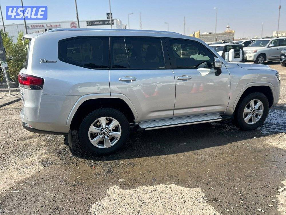 لاند كروزر GX.R twinturbo .V6 موديل 20223