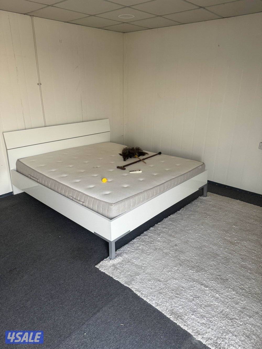 شاليه ٦في٤ سانوش بنل نظيف ومعا تكييف هونداي ٢ طن توفير ومعا سرير6