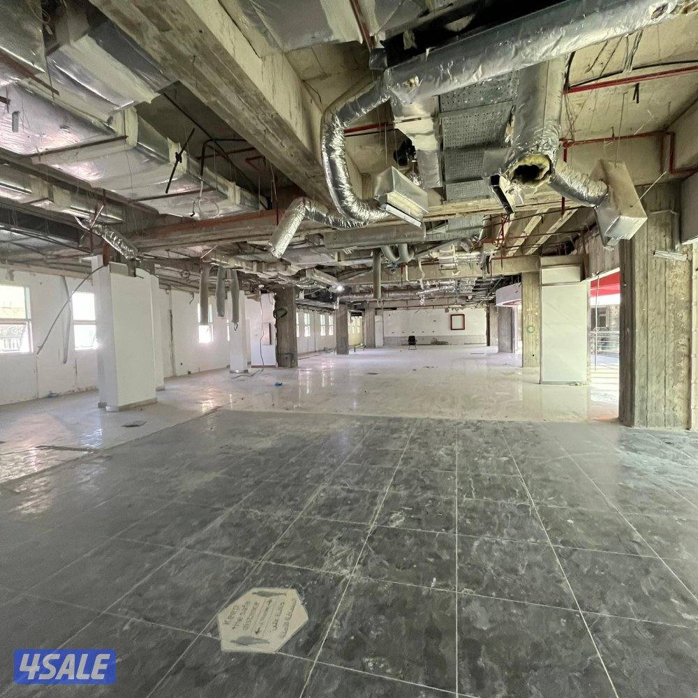 دور كامل تجاري للإيجار في العقيلة .7