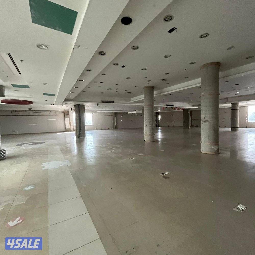 دور كامل تجاري للإيجار في العقيلة .9