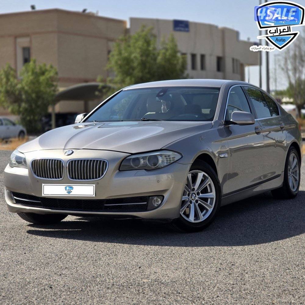 بى ام دبليو  520i2