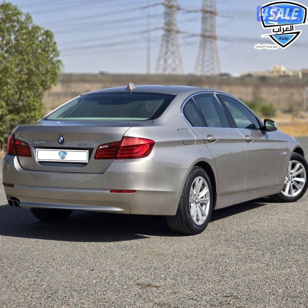 بى ام دبليو  520i8