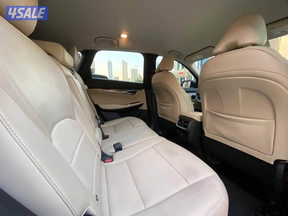 انفينيتي QX50 موديل 2021 عداد 29 الف كيلو فقط سيرفس منتظم صبغ الوكاله8