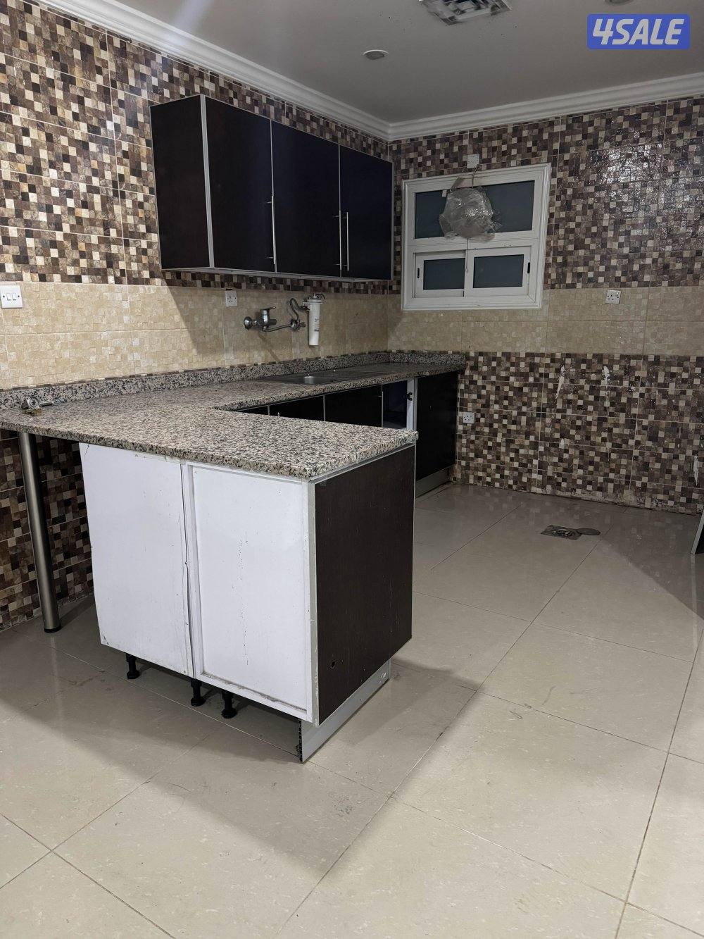 شقه نظيفه بالمهبوله وبعمارة نظيفه3