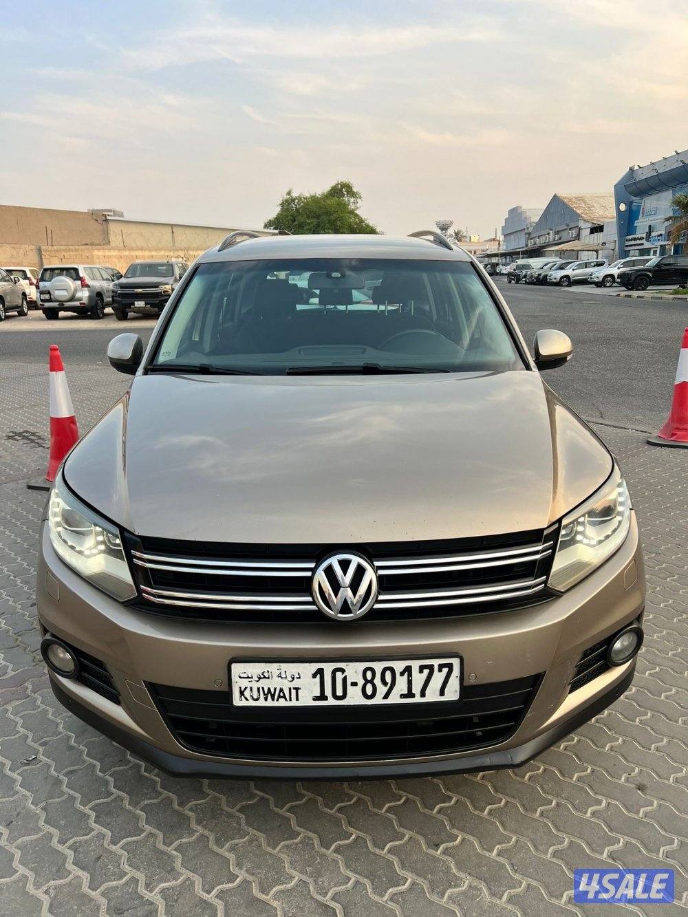 للبيع فولكس واجن موديل 20120