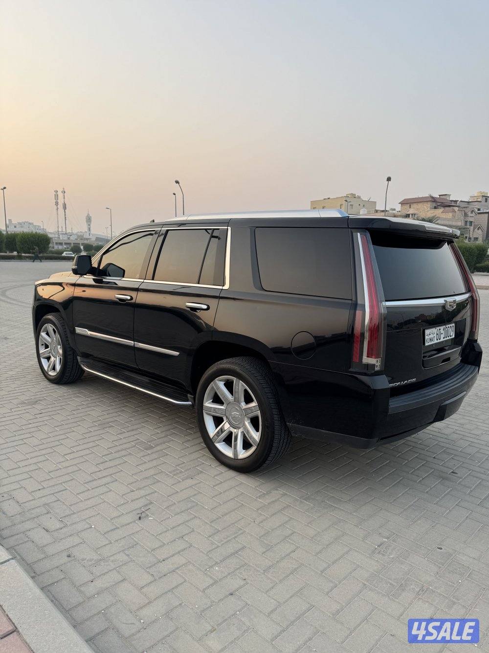 Escalade 2015 صبغ الوكاله1
