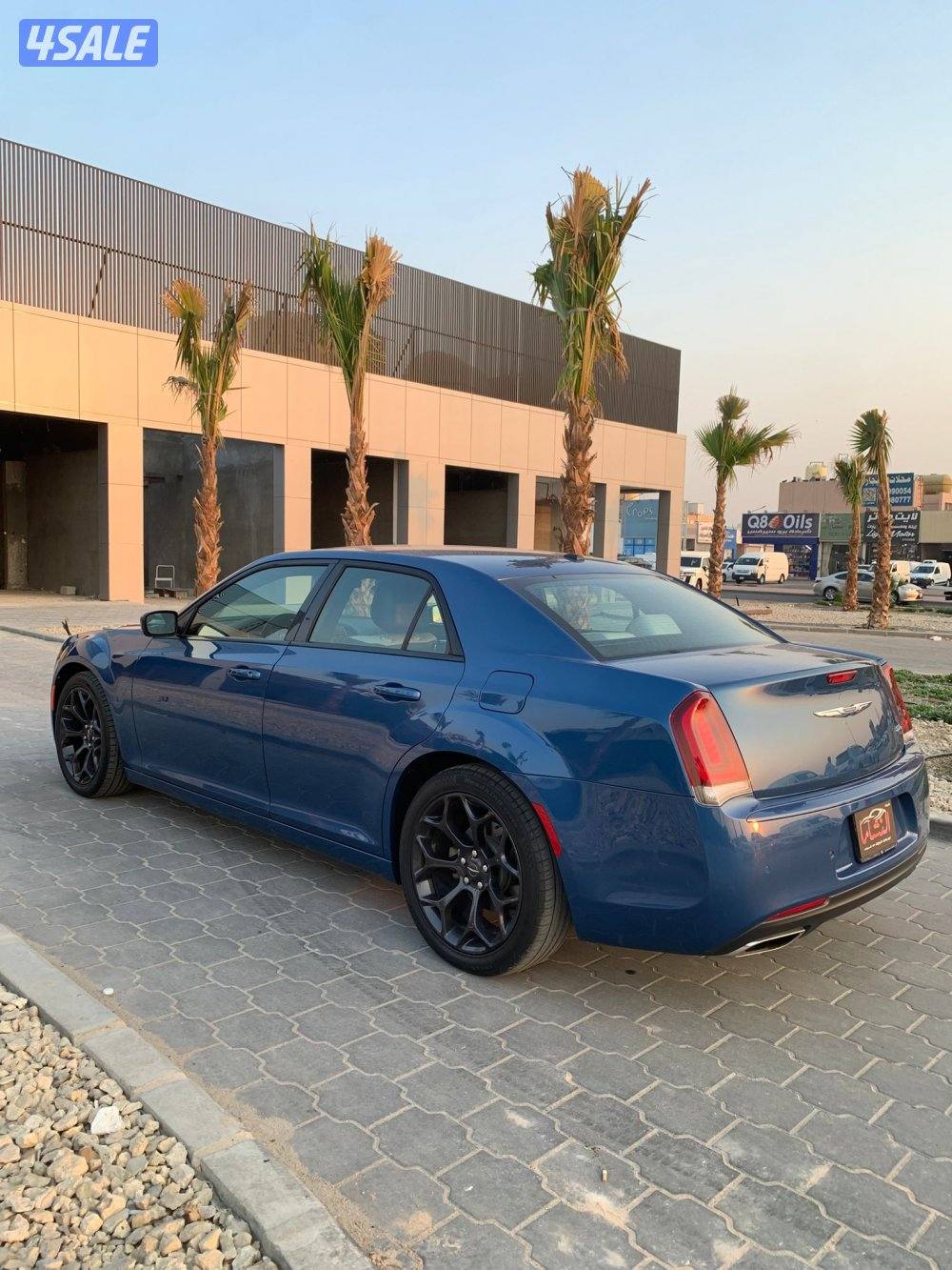 النشاما لبيع وشراء دوج كرايزلر 300S2