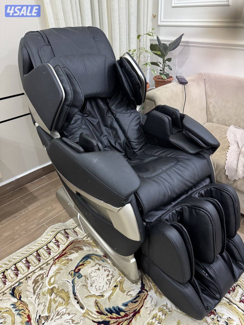 كرسي مساج شاري من الغانم جلدن نضيف مافي شي1