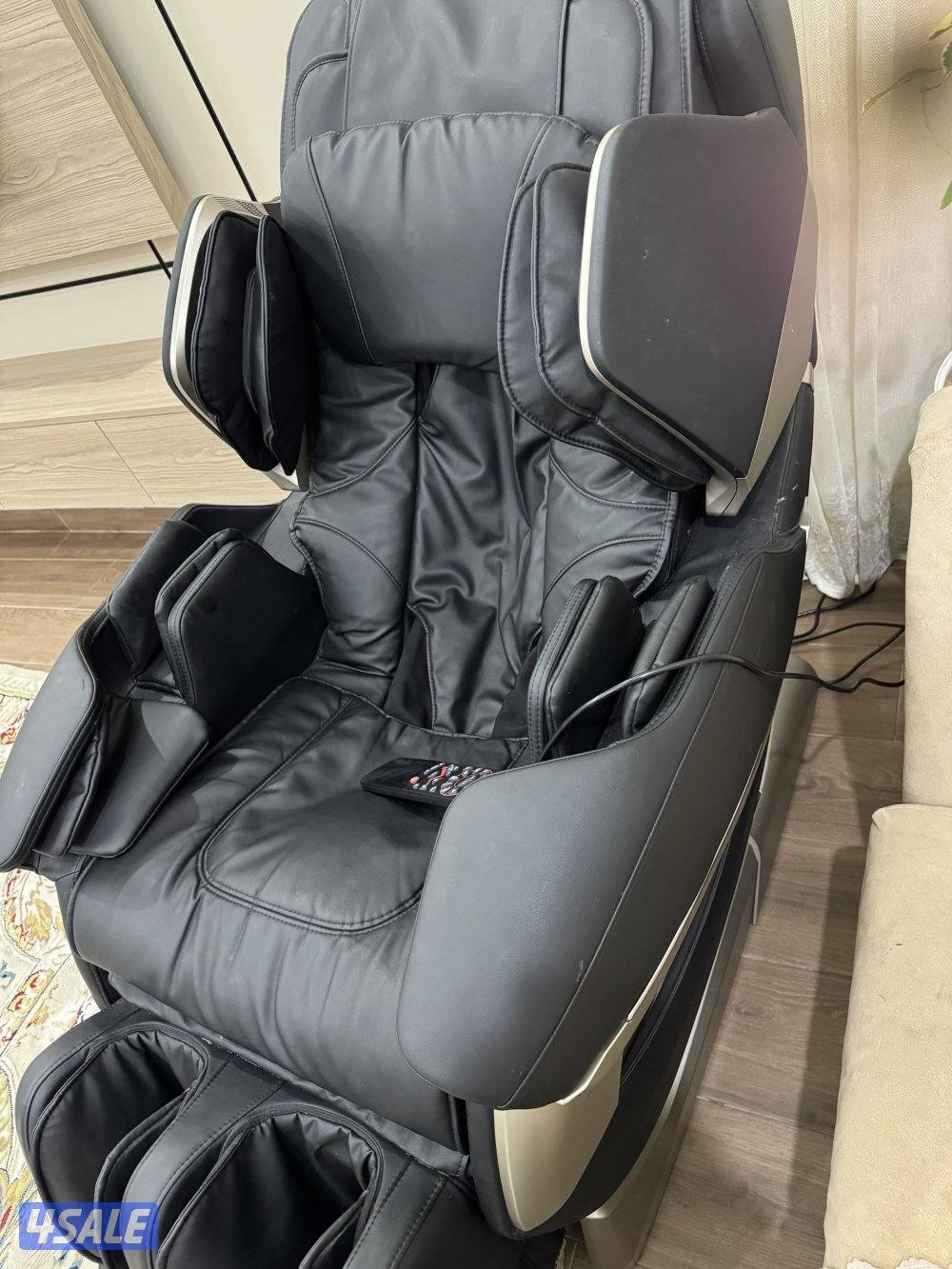 كرسي مساج شاري من الغانم جلدن نضيف مافي شي2