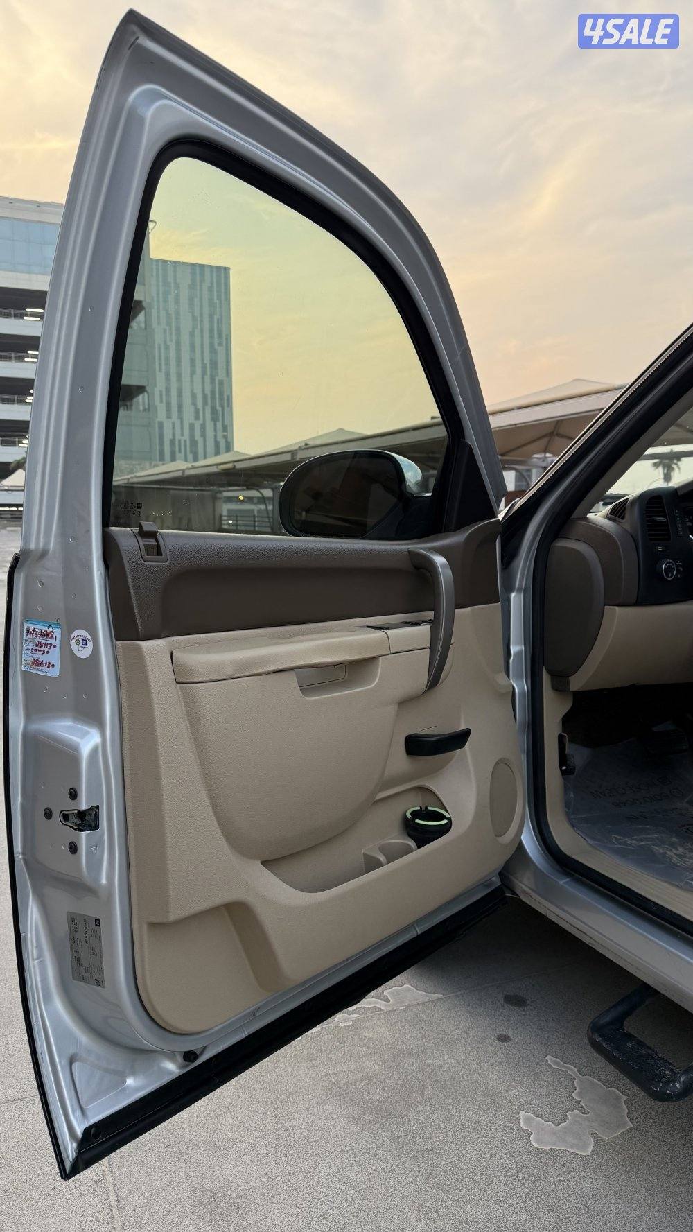 للبيع سلفرادو 2013 نظيف5