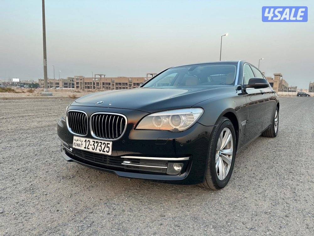 بي ام دبليو 730Li موديل ٢٠١٤ ماشي ١٠٣ ألف9