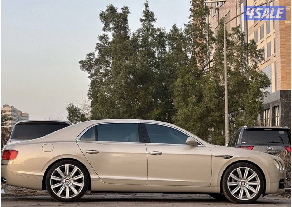 للبيع بنتلي فلاينج سبير1