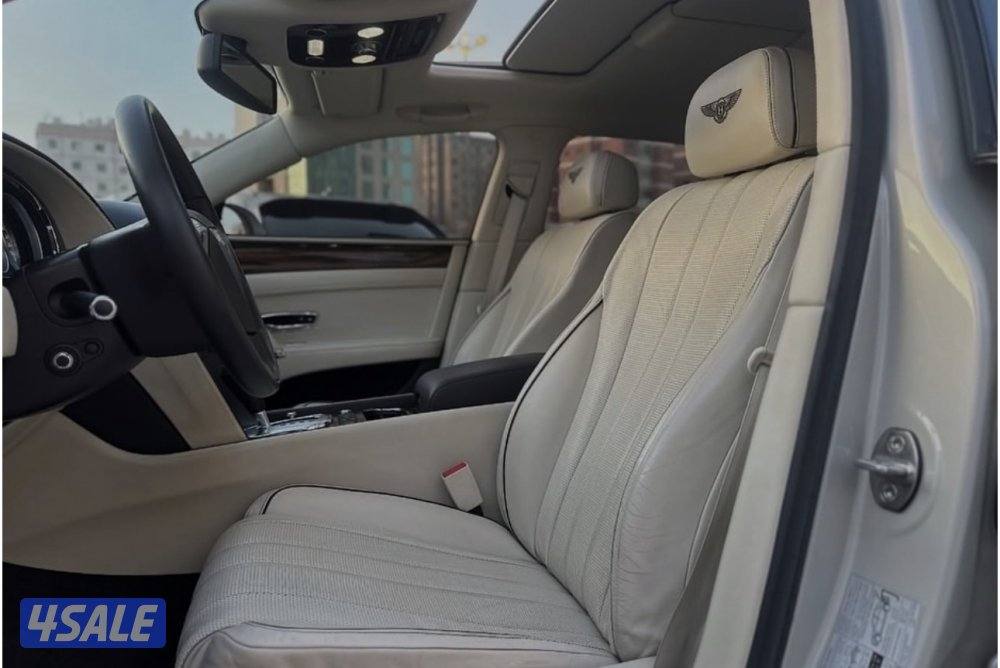 للبيع بنتلي فلاينج سبير5