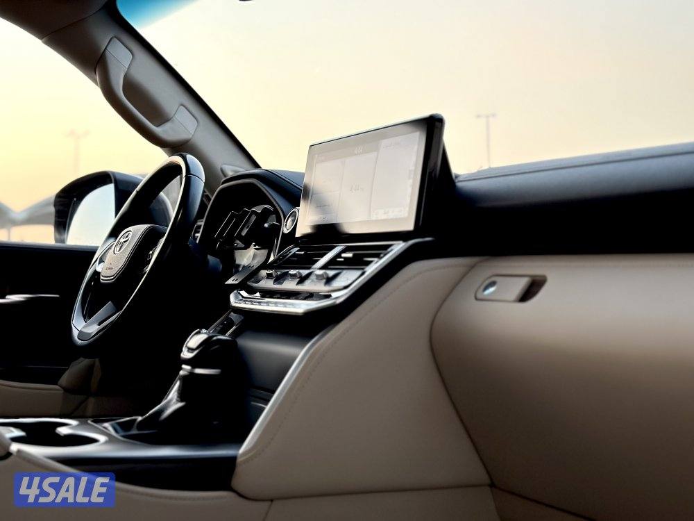 معرض القمة🚩8