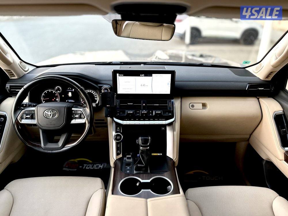 معرض القمة🚩11