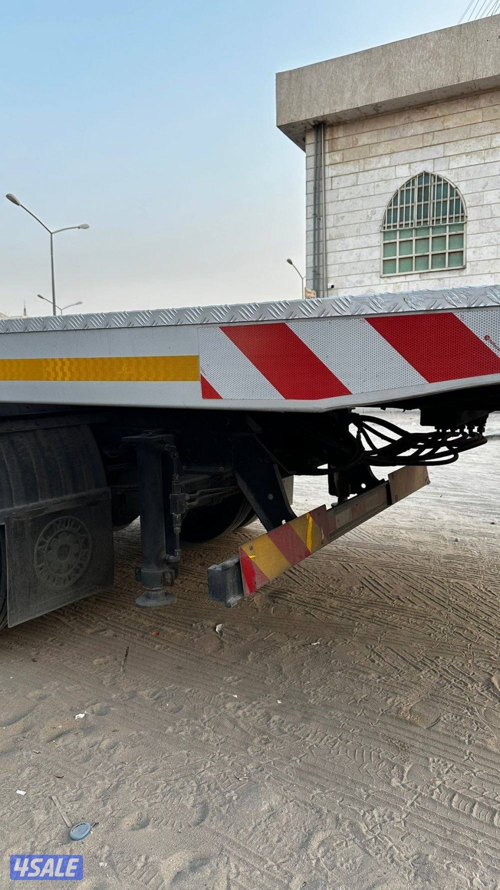 للبيع او للايجار سطحه 20208