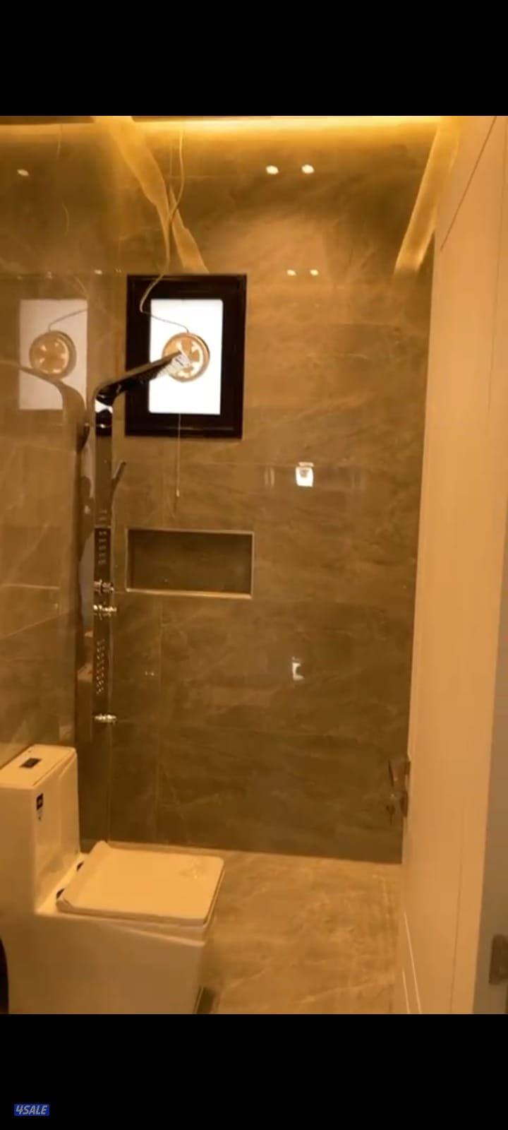 شقه للايجار بروف بالمطلاع n52