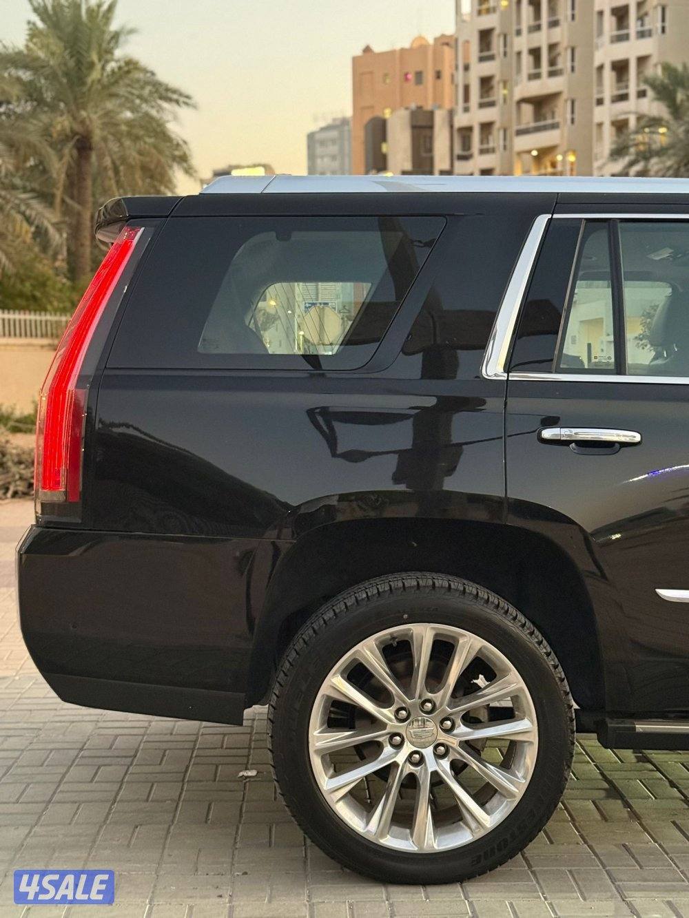 للبيع اسكاليد4