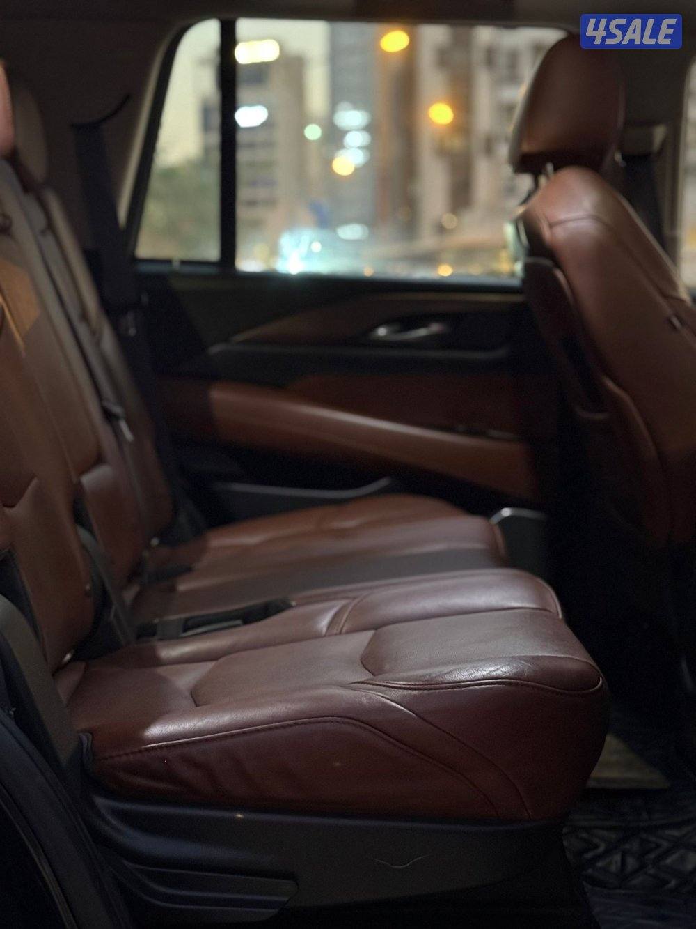 للبيع اسكاليد10