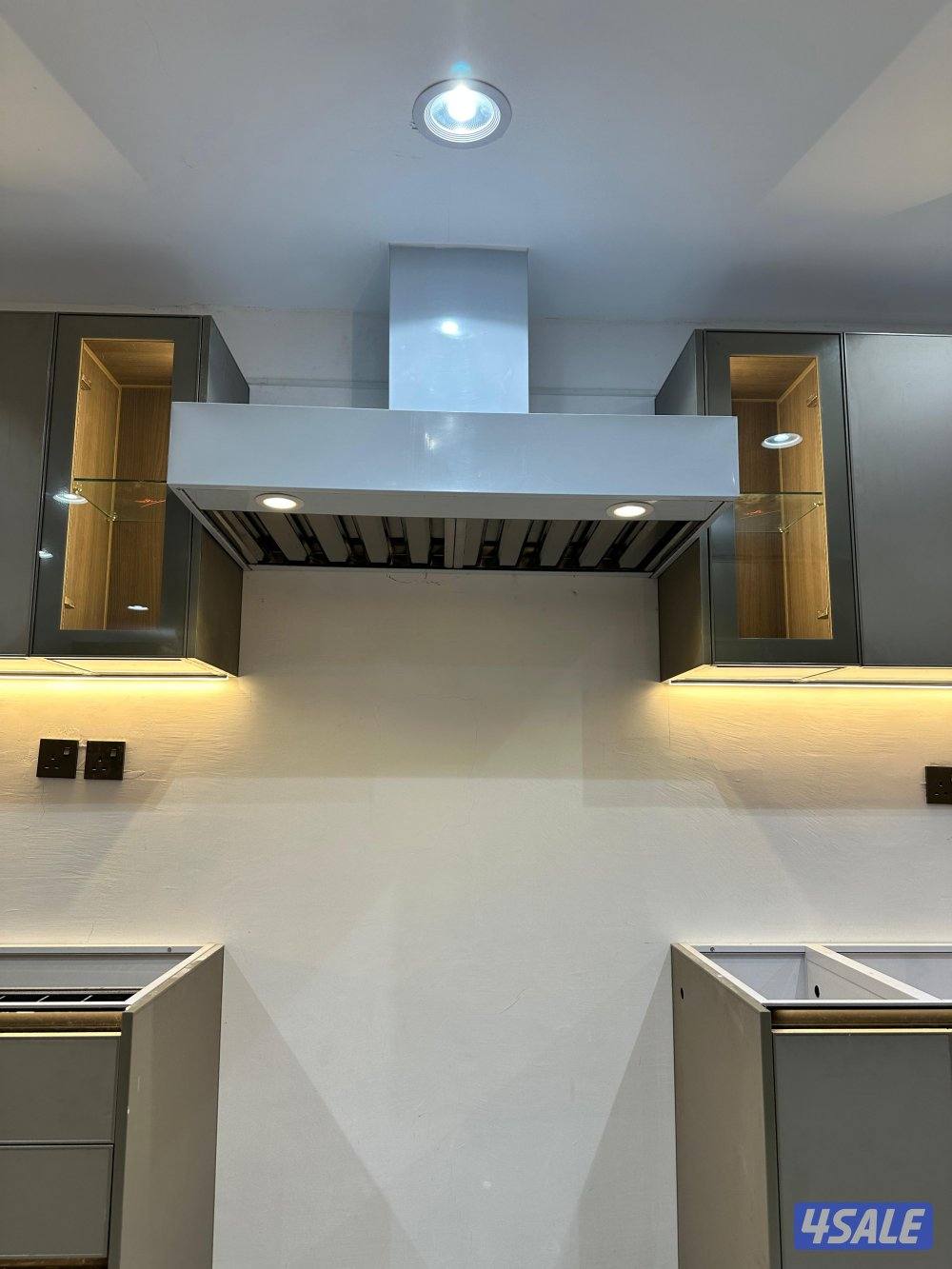 all type of kitchenhood work hotels toilets etc.15