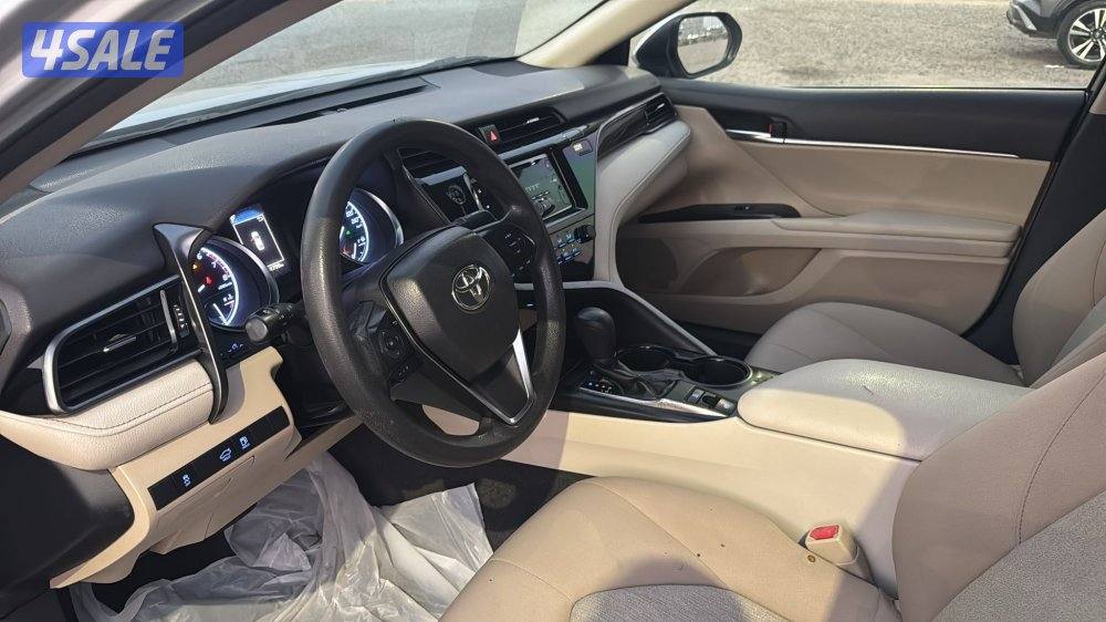 للبيع تويوتا كامري موديل 20194