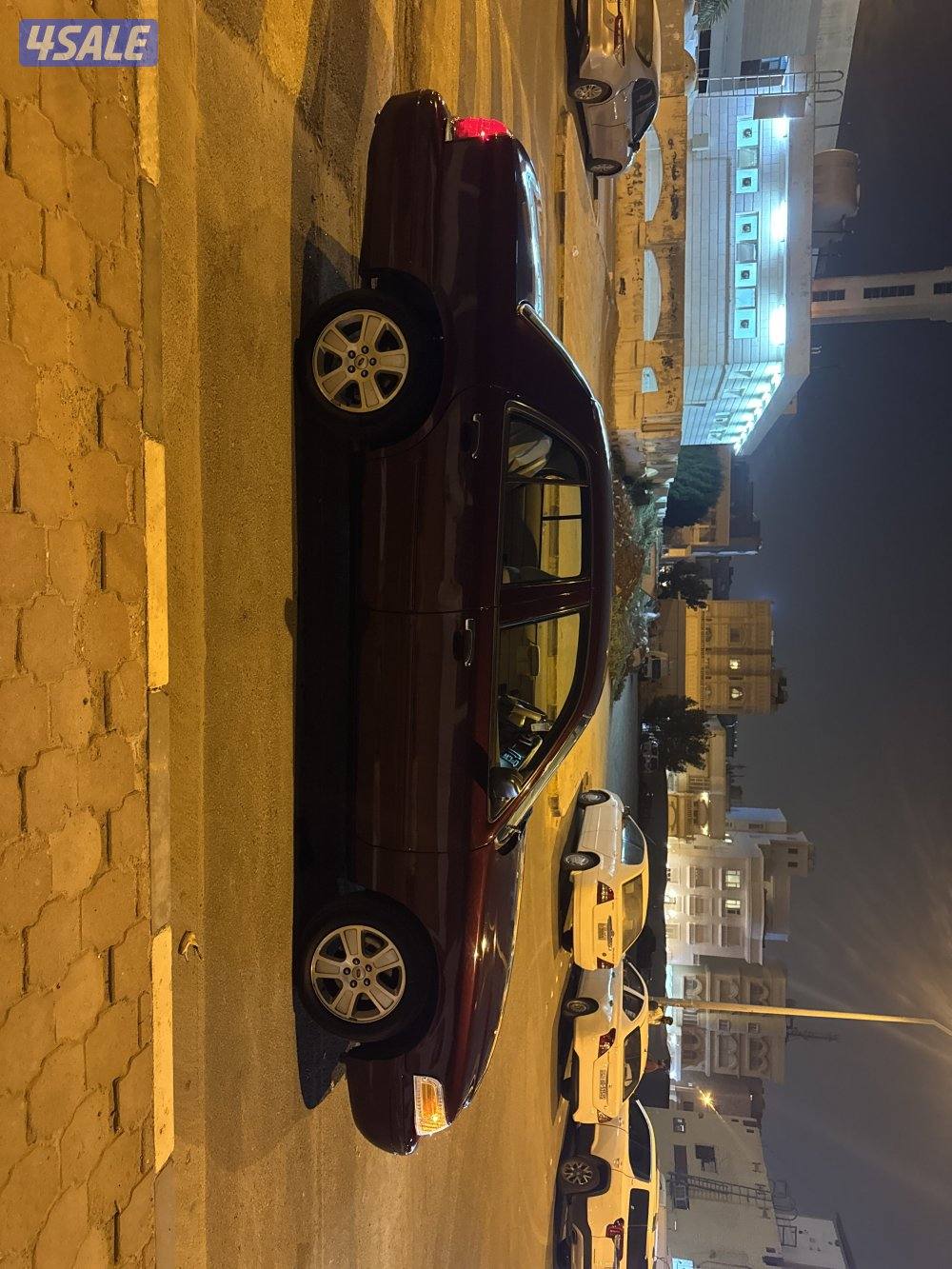 فورد فكتوريا2012شرط الفحص قير مكينه شاصي صبغ كامل تجميلي قابل للمساومه2