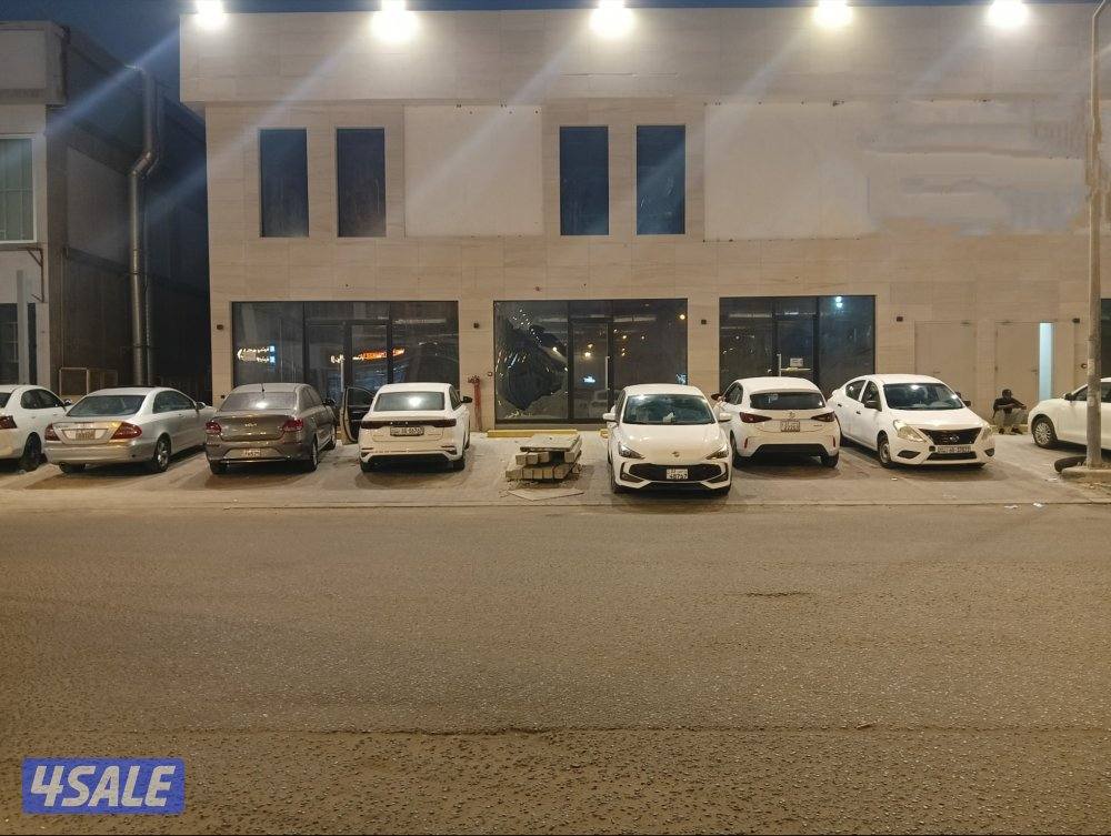 للايجار قسيمة بالكامل في اسواق القرين غذائي0