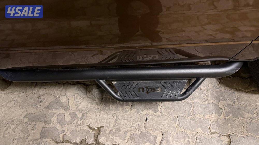 للبيع وانيت F-1506