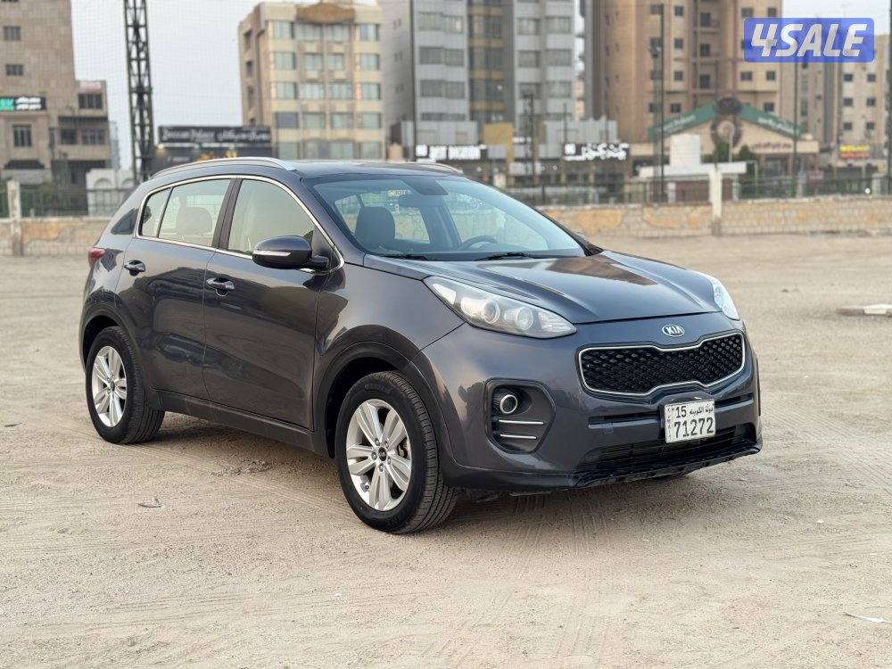للبيع كيا سبورتاج 2018 الماكينه 2000 CC1