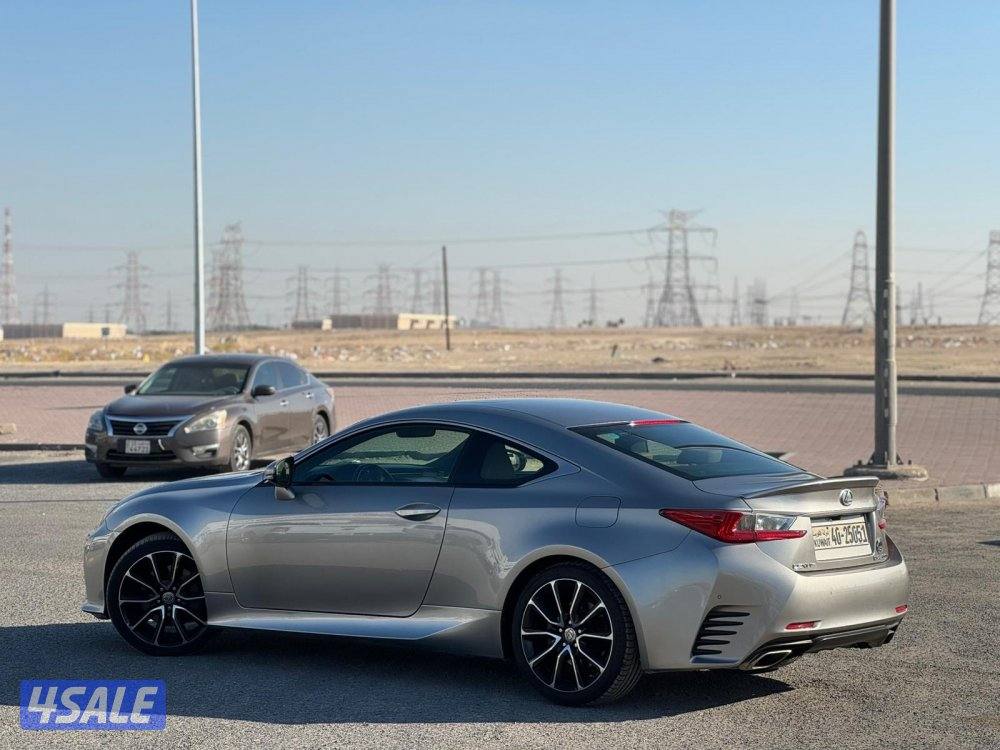 لكزس RC200 أعلى درجة2