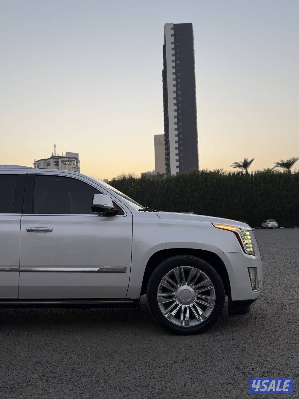 🔺كاديلاك اسكاليد بلاتينيوم 2016 الدرجه الاولي 🔺6